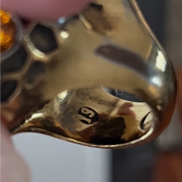 Alexander McQueen Honeycomb Skull Bee Ring - Picture 17 of 17